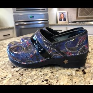 Sanita Dansko Clog 37 Nursing Shoe
